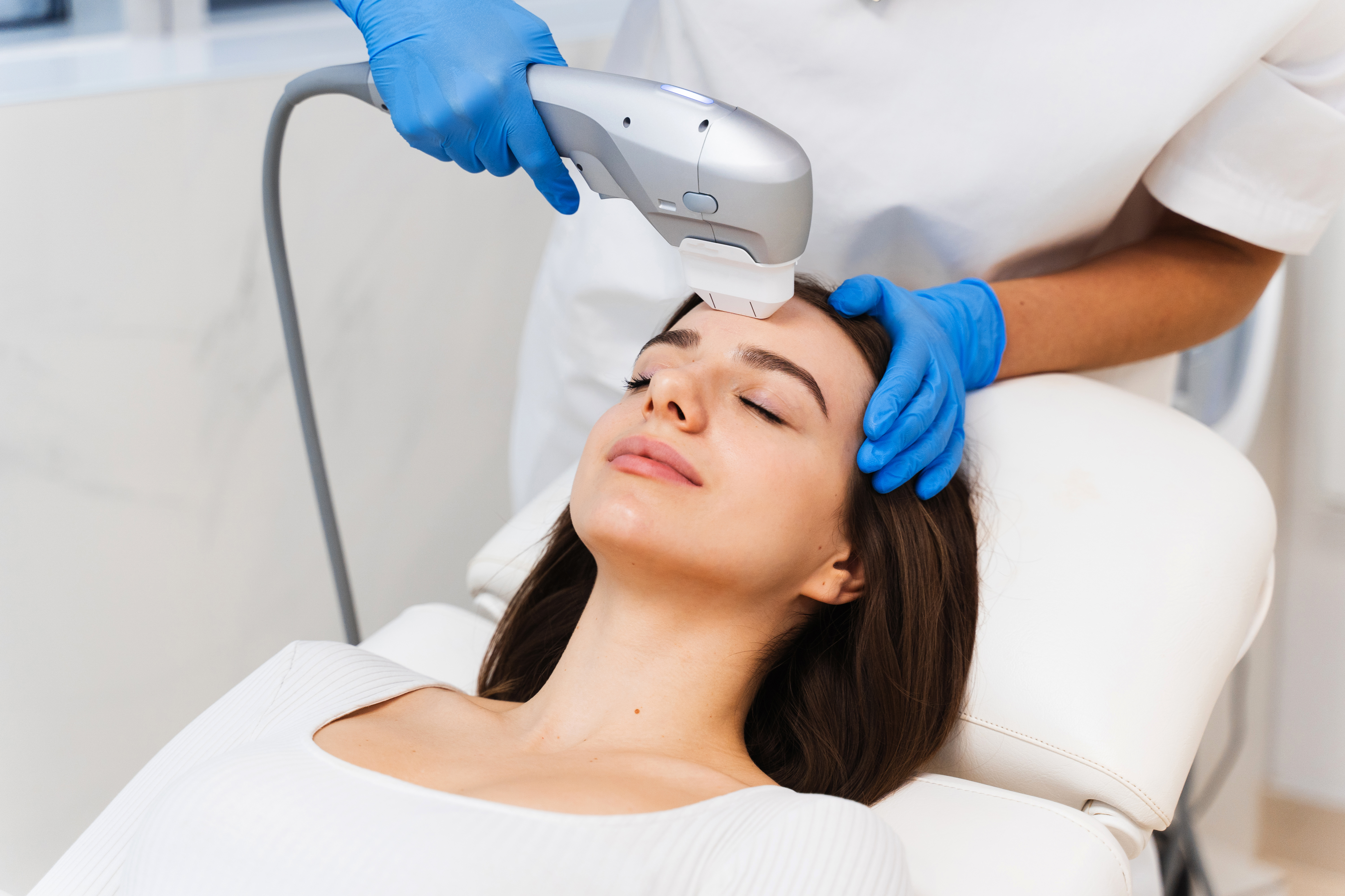 HIFU Skin Tightening